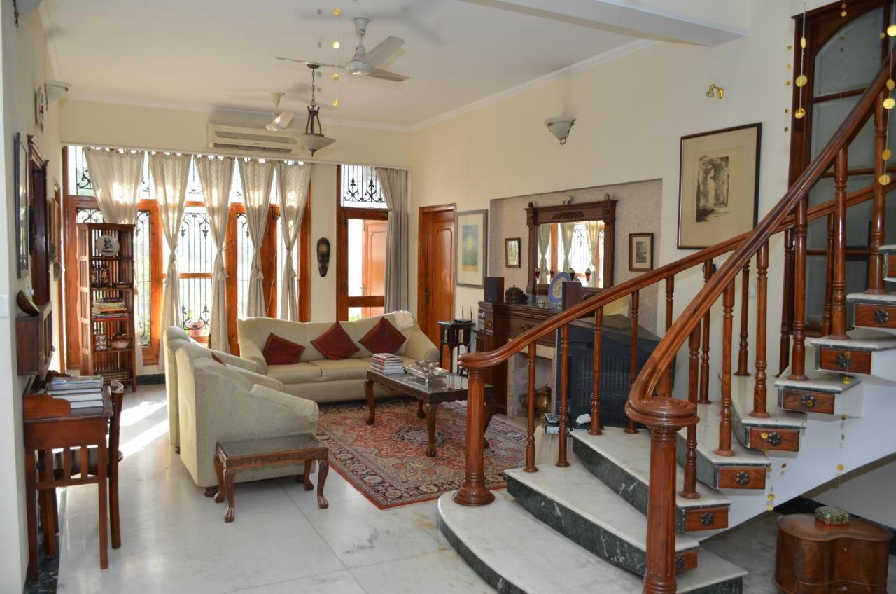 Sandy'S Homestay Jammu Bagian luar foto