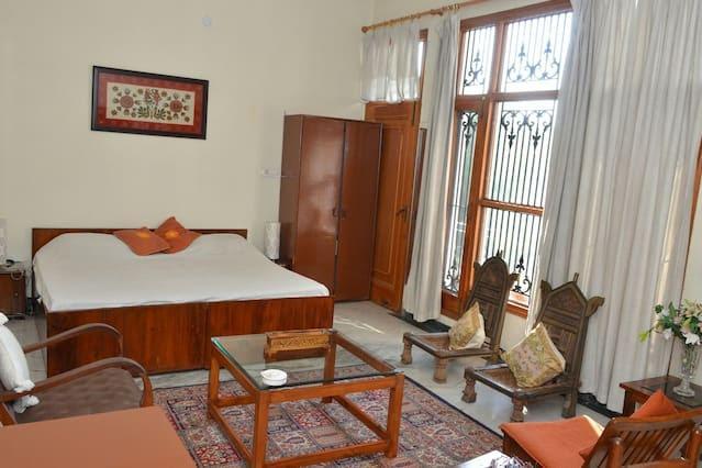 Sandy'S Homestay Jammu Bagian luar foto