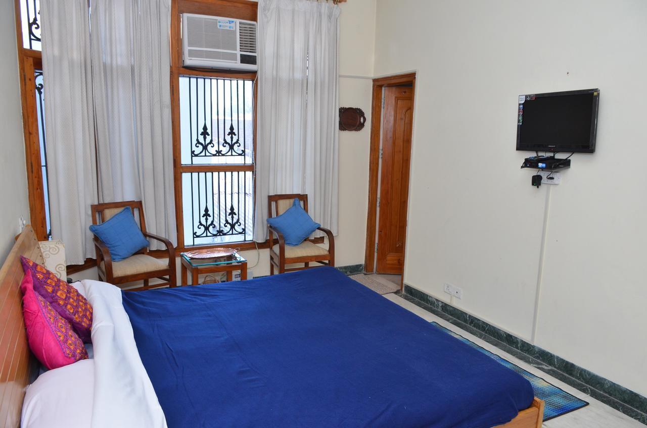 Sandy'S Homestay Jammu Bagian luar foto