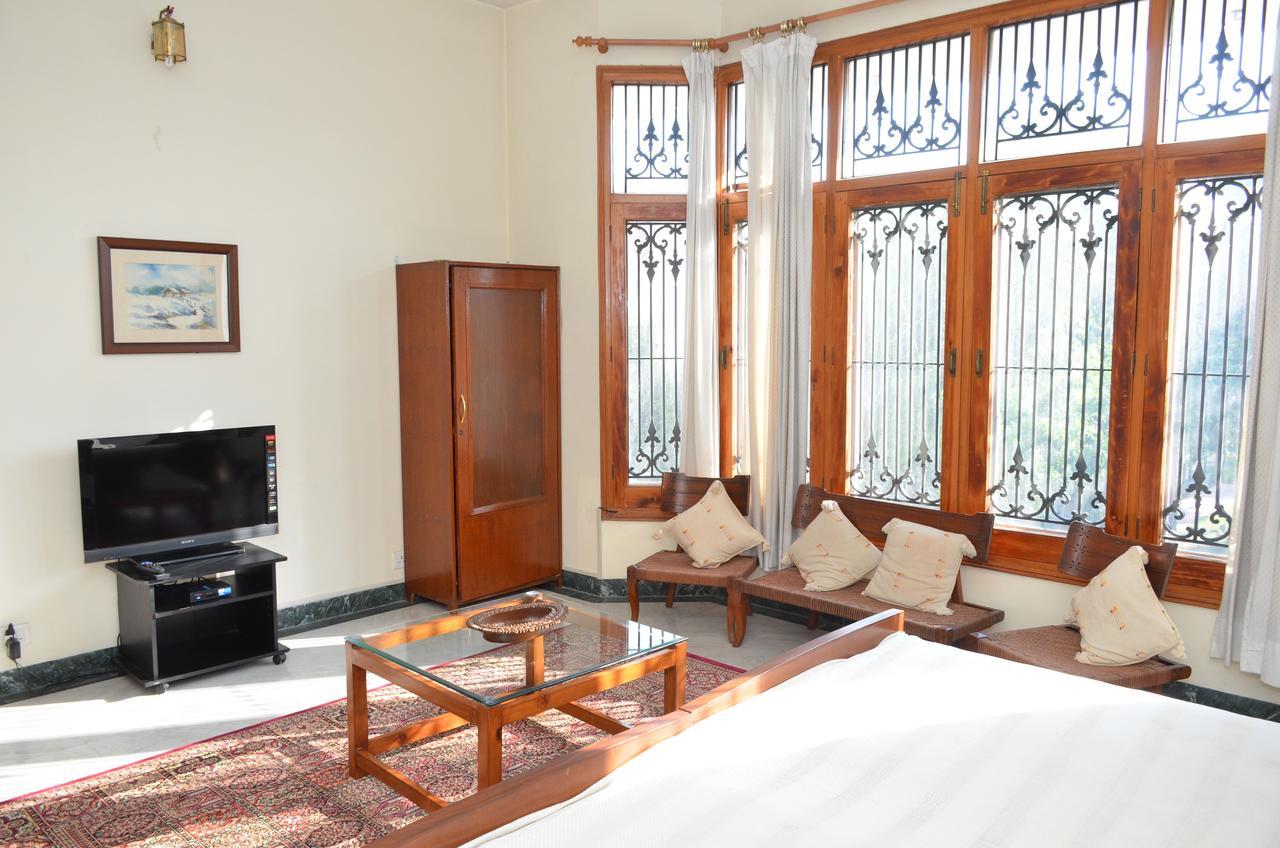 Sandy'S Homestay Jammu Bagian luar foto