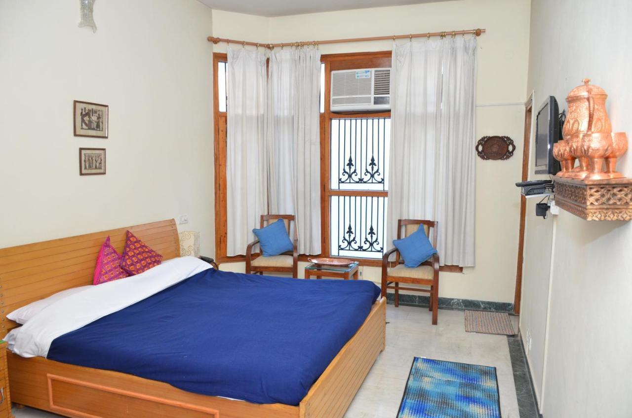 Sandy'S Homestay Jammu Bagian luar foto